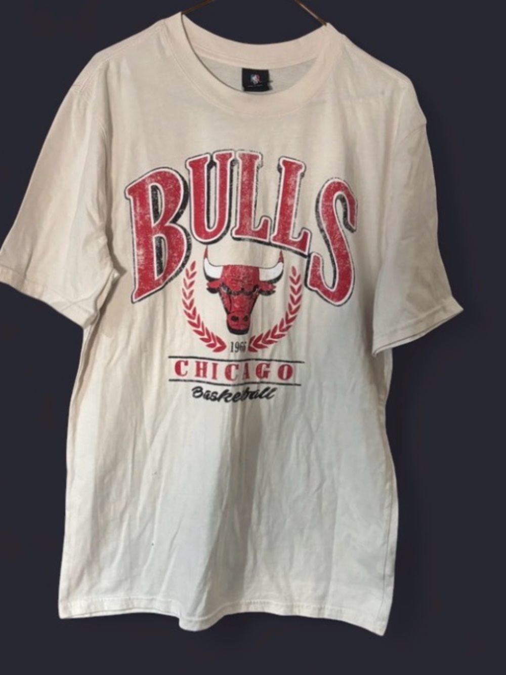 NBA Chicago Bulls 1966 Basketball Tee - White with Red Bull Logo Emblem Medium